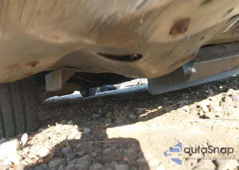 2003 Lincoln Town Car Executive z USA, uszkodzony, nr VIN 1LNHM81WX3Y636578